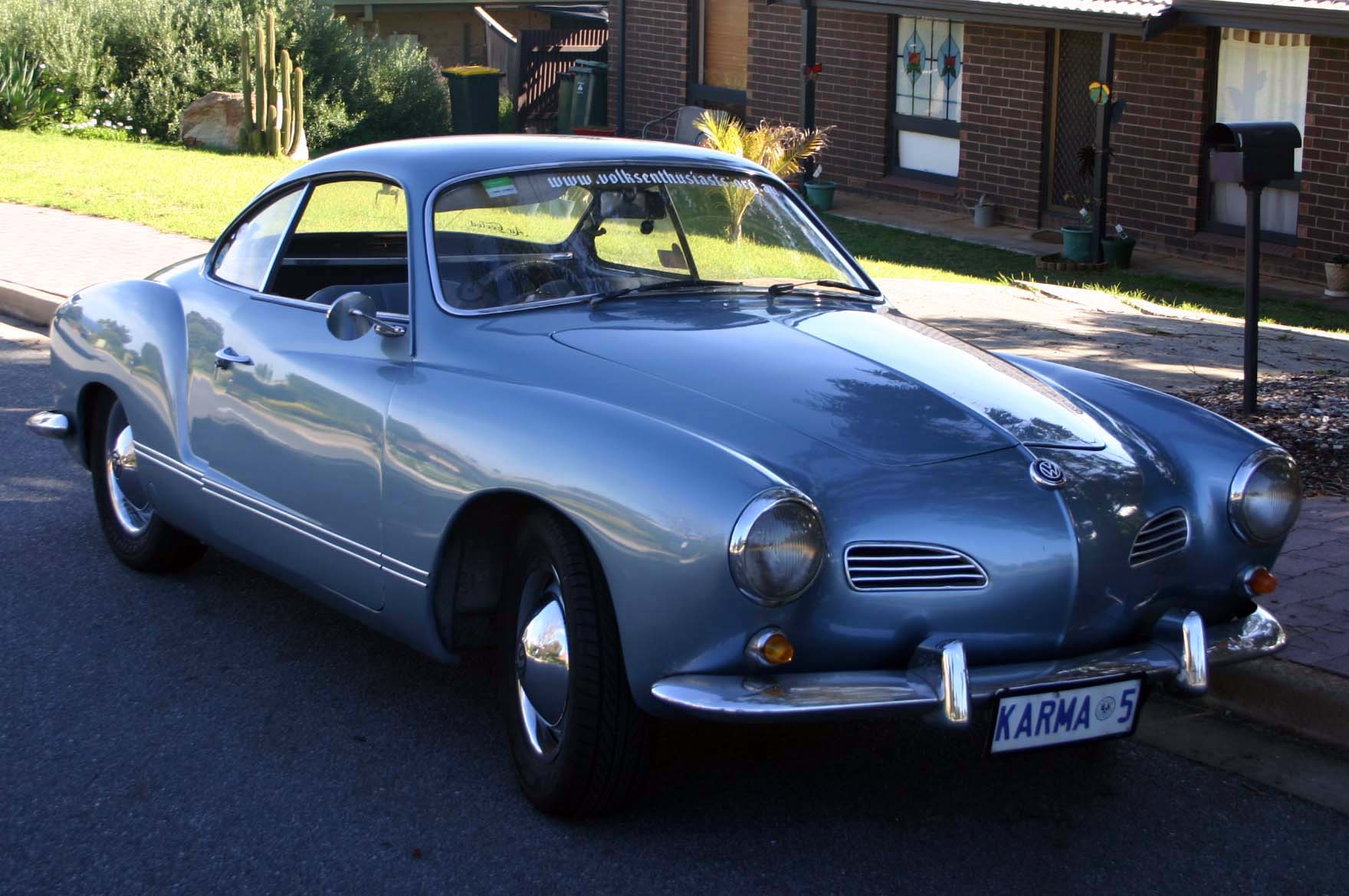 Volkswagen Karmann Ghia